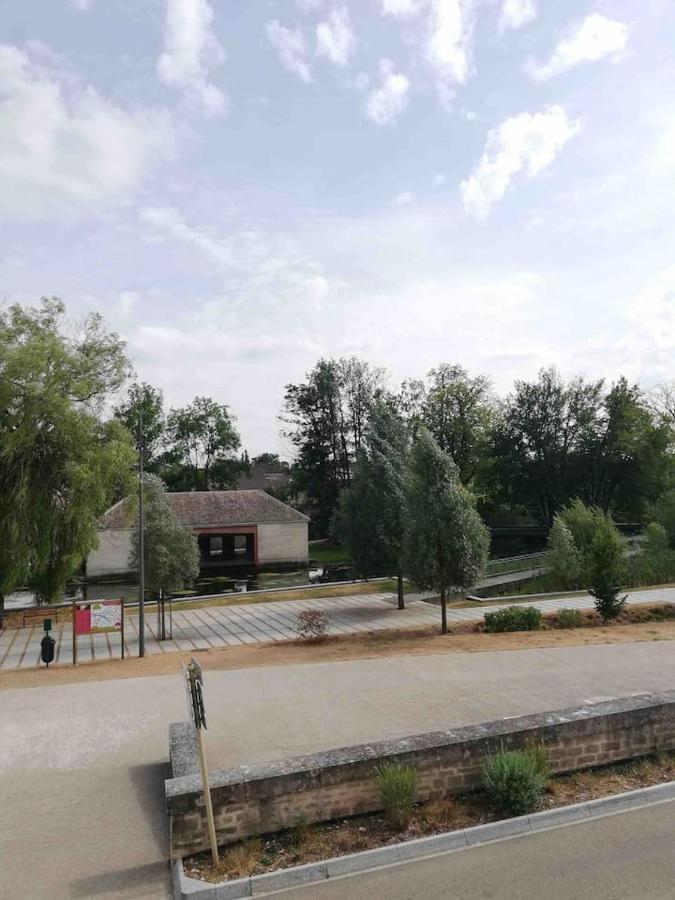 Maison Accueillante Gondrecourt-le-Chateau Exterior photo